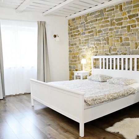 R Cottage Jacuzzival Balatonfenyves Exteriör bild
